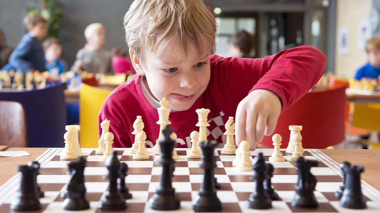 رازهای پرورش کودک باهوش (راهکارهای علمی و عملی برای شکوفایی استعدادهای فرزند شما)